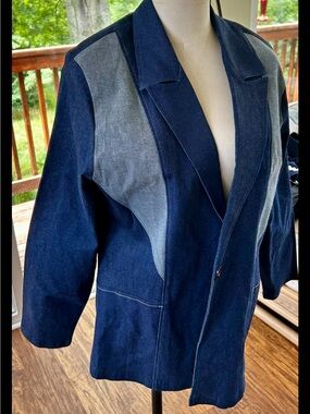 Women's Two-Tone Navy Denim Blazer